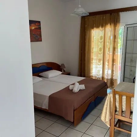 Apartment Magda. Agios Georgios Pagon
