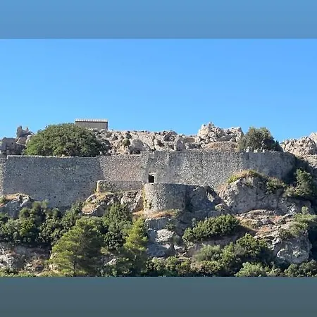 Magda. * Agios Georgios Pagon