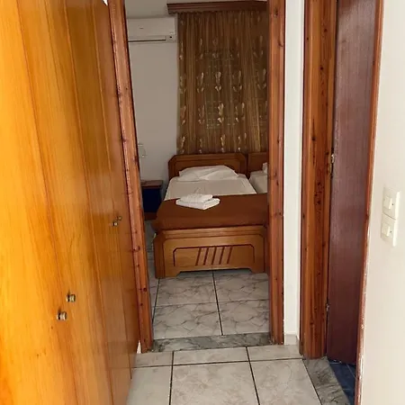 Magda. Apartmán Agios Georgios Pagon